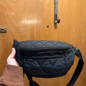 Vera Bradley - Quilted Black Waist Bag